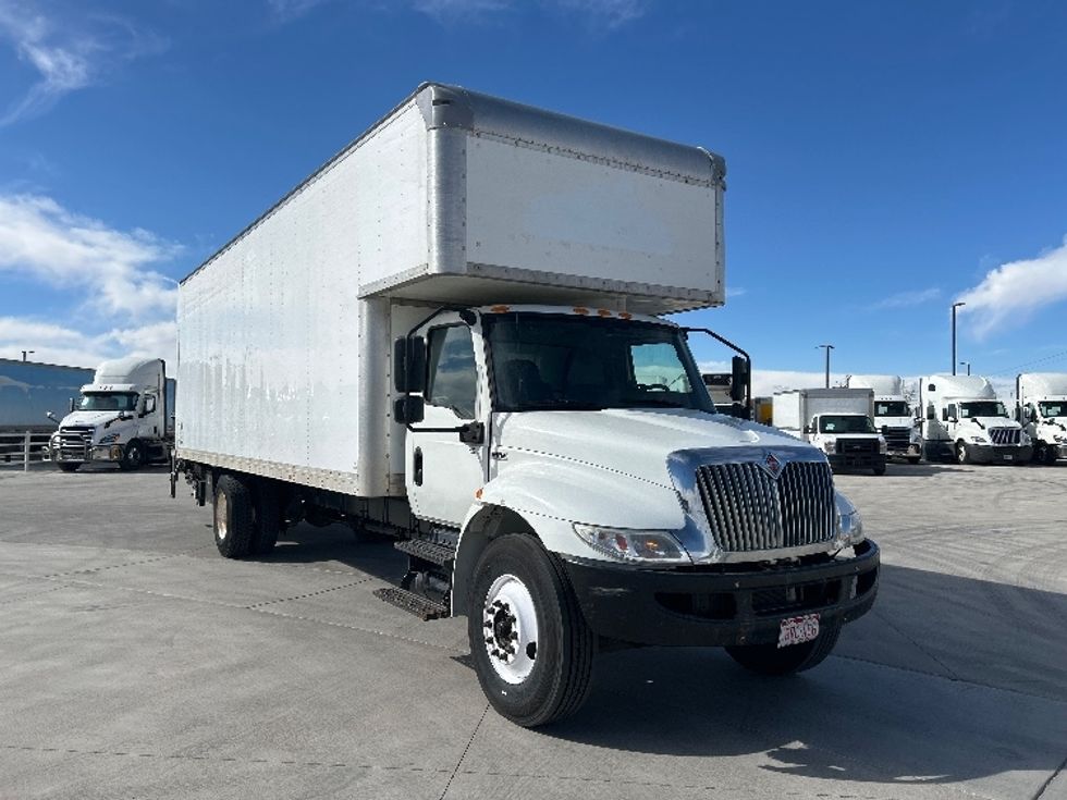 Medium Duty Box Truck-Light and Medium Duty Trucks-International-2019-MV607-Greeley-CO-195,562\n\t\tmiles-$ 42,500 - Image 1