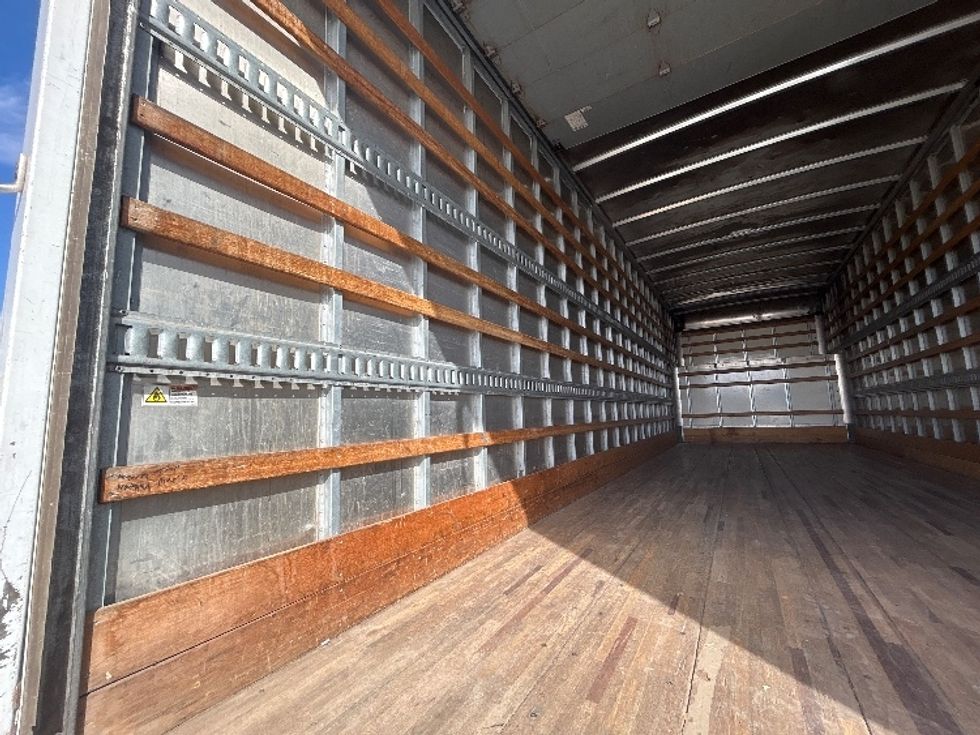 Medium Duty Box Truck-Light and Medium Duty Trucks-International-2019-MV607-Greeley-CO-195,562\n\t\tmiles-$ 42,500 - Image 11
