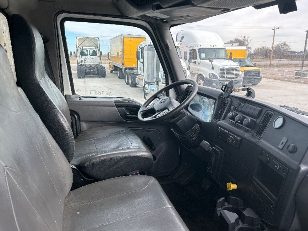 Medium Duty Box Truck-Light and Medium Duty Trucks-International-2019-MV607-Greeley-CO-195,562\n\t\tmiles-$ 42,500 - Image 22
