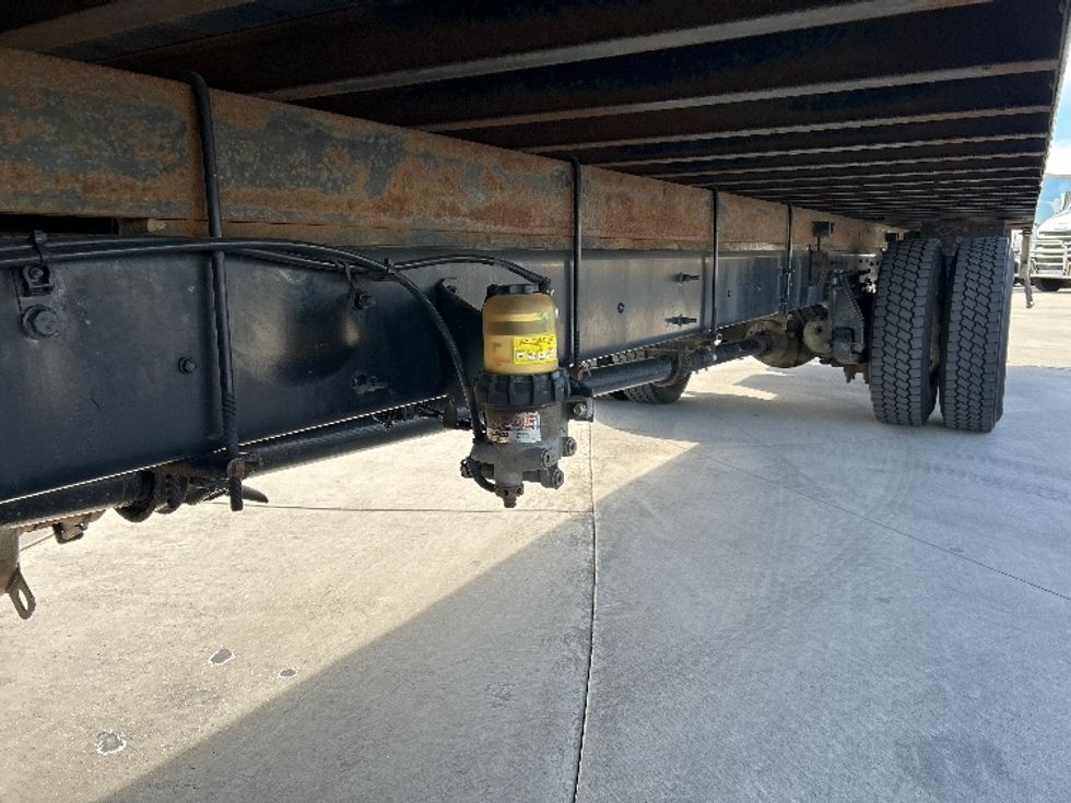 Medium Duty Box Truck-Light and Medium Duty Trucks-International-2019-MV607-Greeley-CO-195,562\n\t\tmiles-$ 42,500 - Image 5