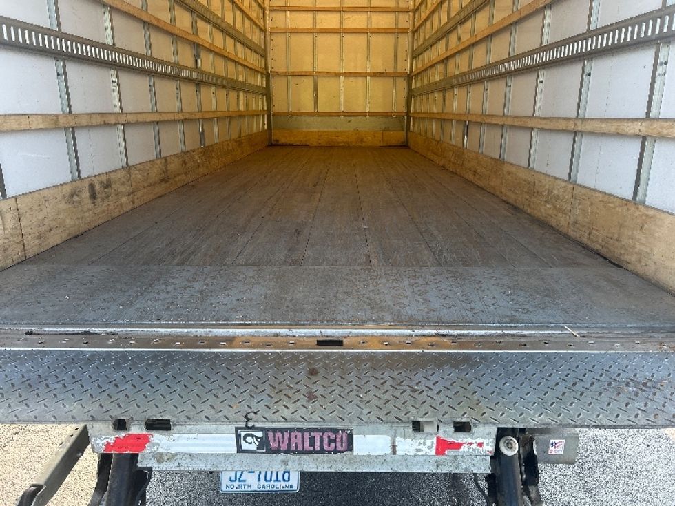 Medium Duty Box Truck-Light and Medium Duty Trucks-International-2019-MV607-Greensboro-NC-134,044\n\t\tmiles-$ 54,250 - Image 10