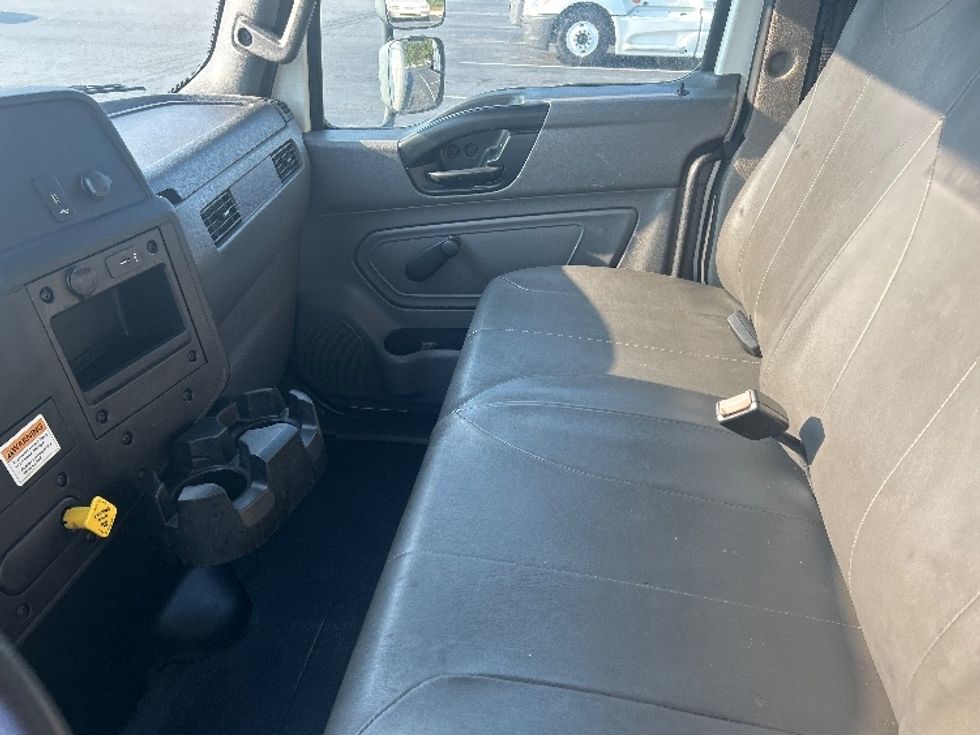 Medium Duty Box Truck-Light and Medium Duty Trucks-International-2019-MV607-Greensboro-NC-134,044\n\t\tmiles-$ 54,250 - Image 19