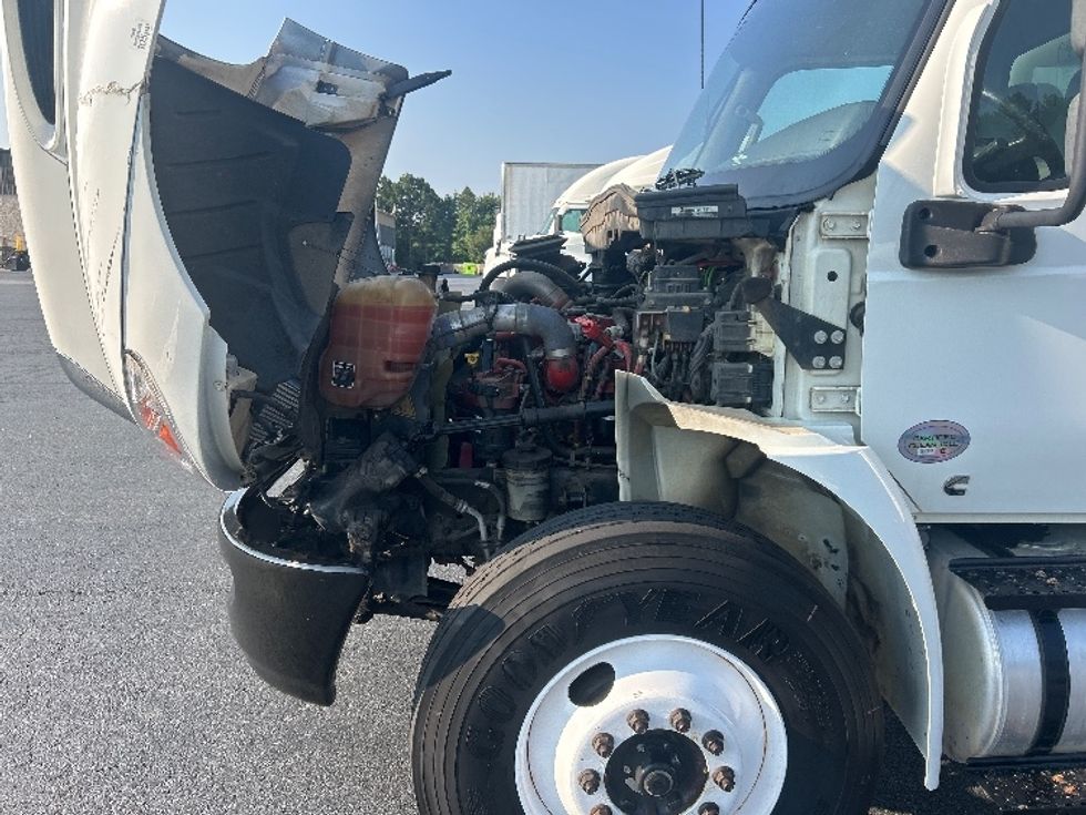 Medium Duty Box Truck-Light and Medium Duty Trucks-International-2019-MV607-Greensboro-NC-134,044\n\t\tmiles-$ 54,250 - Image 24