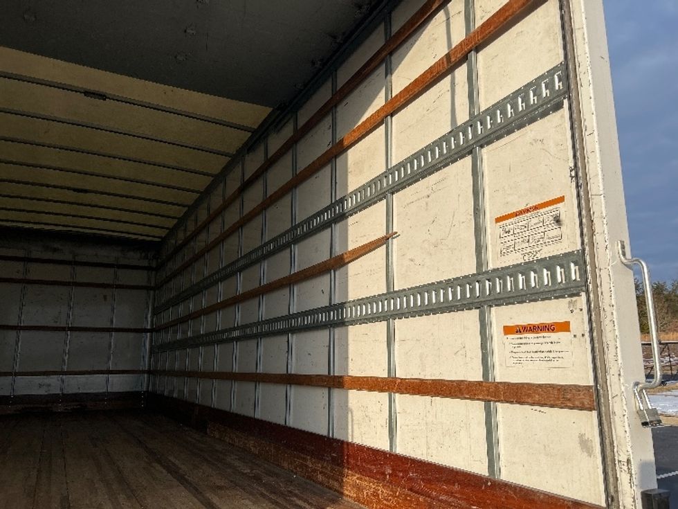 Medium Duty Box Truck-Light and Medium Duty Trucks-International-2019-MV607-Greensboro-NC-147,585\n\t\tmiles-$ 47,500 - Image 12