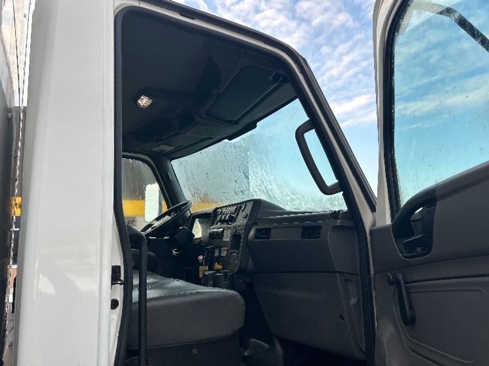 Medium Duty Box Truck-Light and Medium Duty Trucks-International-2019-MV607-Greensboro-NC-147,585\n\t\tmiles-$ 47,500 - Image 20