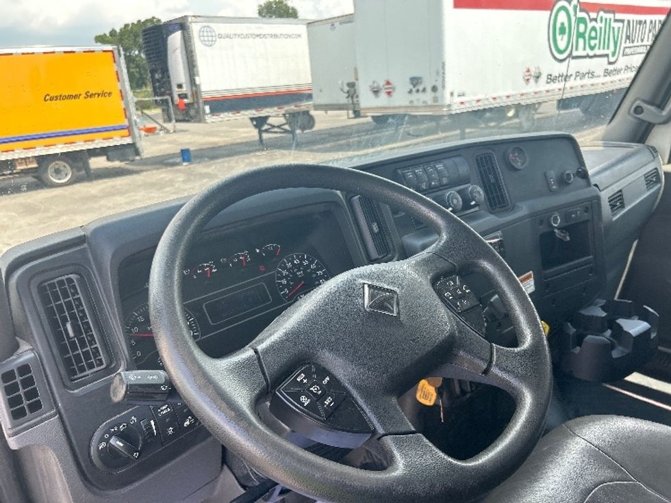 Medium Duty Box Truck-Light and Medium Duty Trucks-International-2019-MV607-Kansas City-MO-65,265\n\t\tmiles-$ 62,500 - Image 17