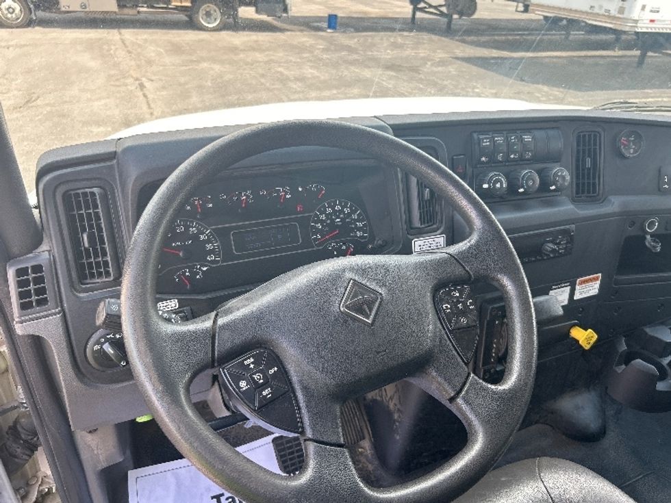 Medium Duty Box Truck-Light and Medium Duty Trucks-International-2019-MV607-Kansas City-MO-65,265\n\t\tmiles-$ 62,500 - Image 18