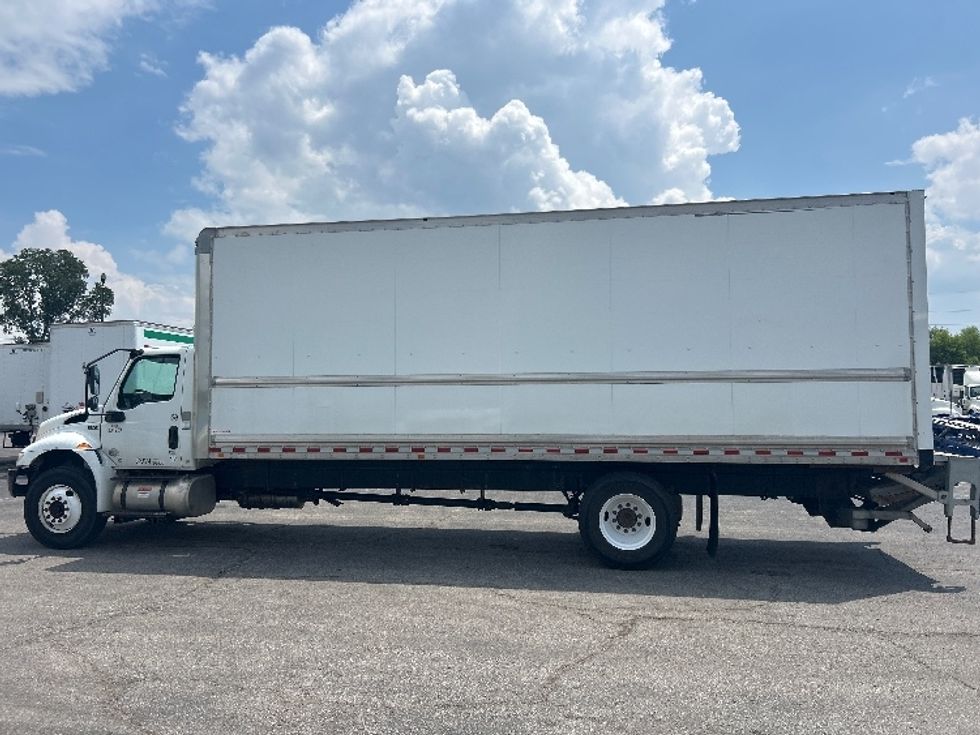 Medium Duty Box Truck-Light and Medium Duty Trucks-International-2019-MV607-Kansas City-MO-65,265\n\t\tmiles-$ 62,500 - Image 4