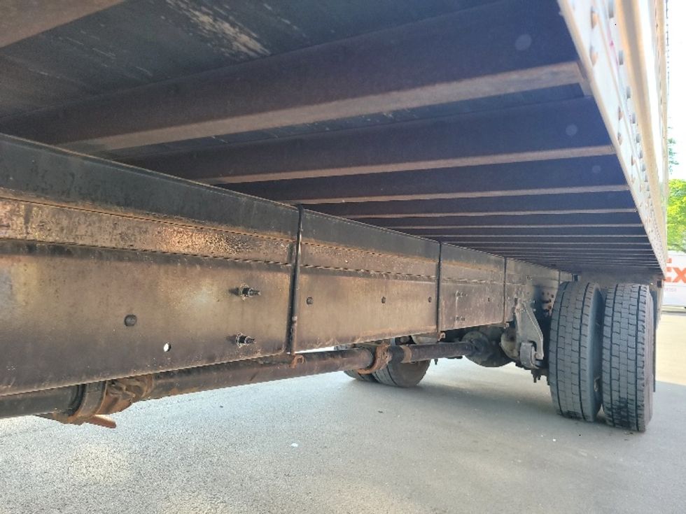 Medium Duty Box Truck-Light and Medium Duty Trucks-International-2019-MV607-La Porte-IN-104,024\n\t\tmiles-$ 52,000 - Image 5