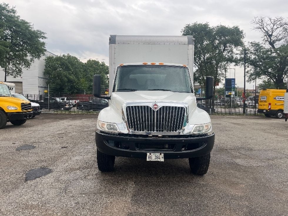 Medium Duty Box Truck-Light and Medium Duty Trucks-International-2019-MV607-La Porte-IN-110,576\n\t\tmiles-$ 57,000 - Image 2