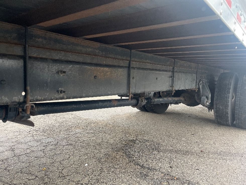 Medium Duty Box Truck-Light and Medium Duty Trucks-International-2019-MV607-La Porte-IN-110,576\n\t\tmiles-$ 57,000 - Image 5