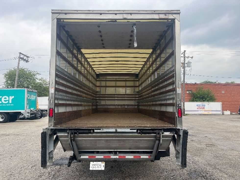 Medium Duty Box Truck-Light and Medium Duty Trucks-International-2019-MV607-La Porte-IN-110,576\n\t\tmiles-$ 57,000 - Image 8