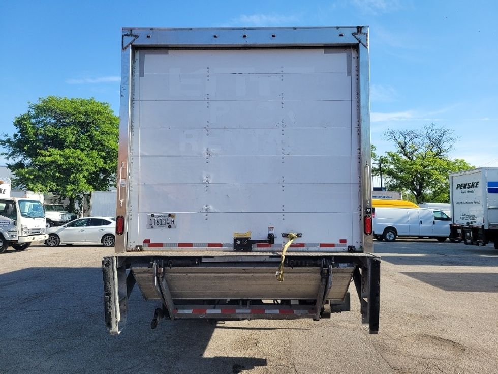 Medium Duty Box Truck-Light and Medium Duty Trucks-International-2019-MV607-La Porte-IN-113,411\n\t\tmiles-$ 51,000 - Image 7