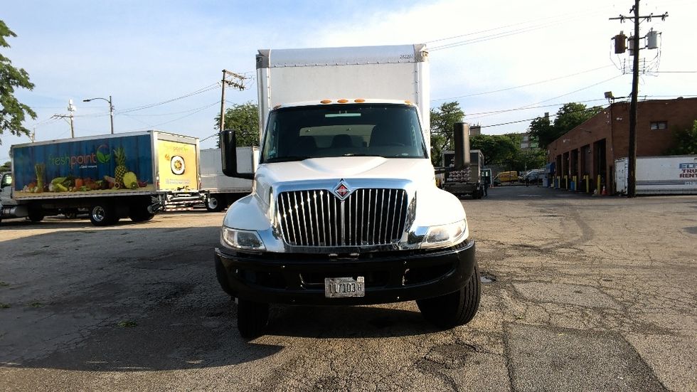 Medium Duty Box Truck-Light and Medium Duty Trucks-International-2019-MV607-La Porte-IN-185,340\n\t\tmiles-$ 48,250 - Image 2