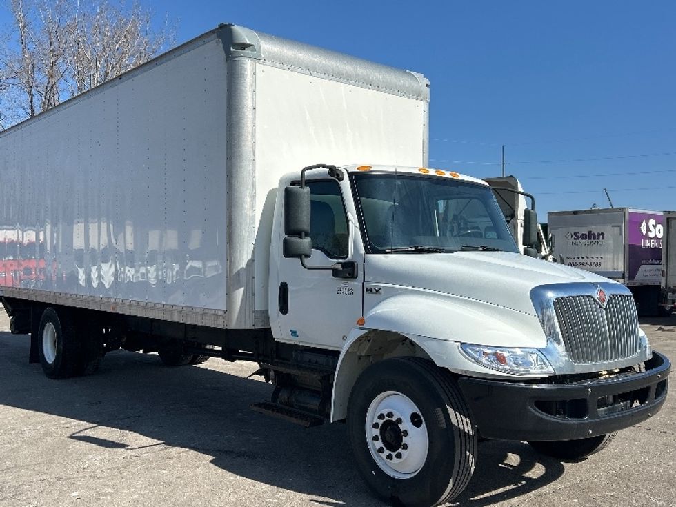 Medium Duty Box Truck-Light and Medium Duty Trucks-International-2019-MV607-Lansing-MI-127,727\n\t\tmiles-$ 51,250 - Image 1