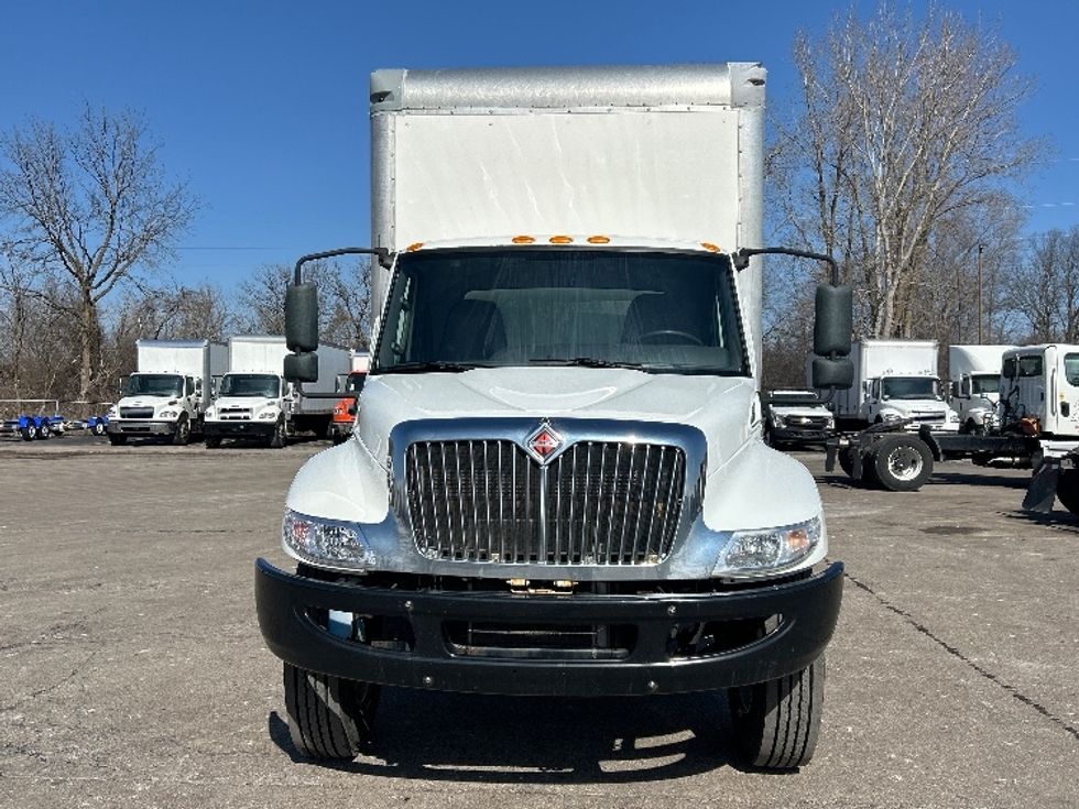 Medium Duty Box Truck-Light and Medium Duty Trucks-International-2019-MV607-Lansing-MI-127,727\n\t\tmiles-$ 51,250 - Image 2