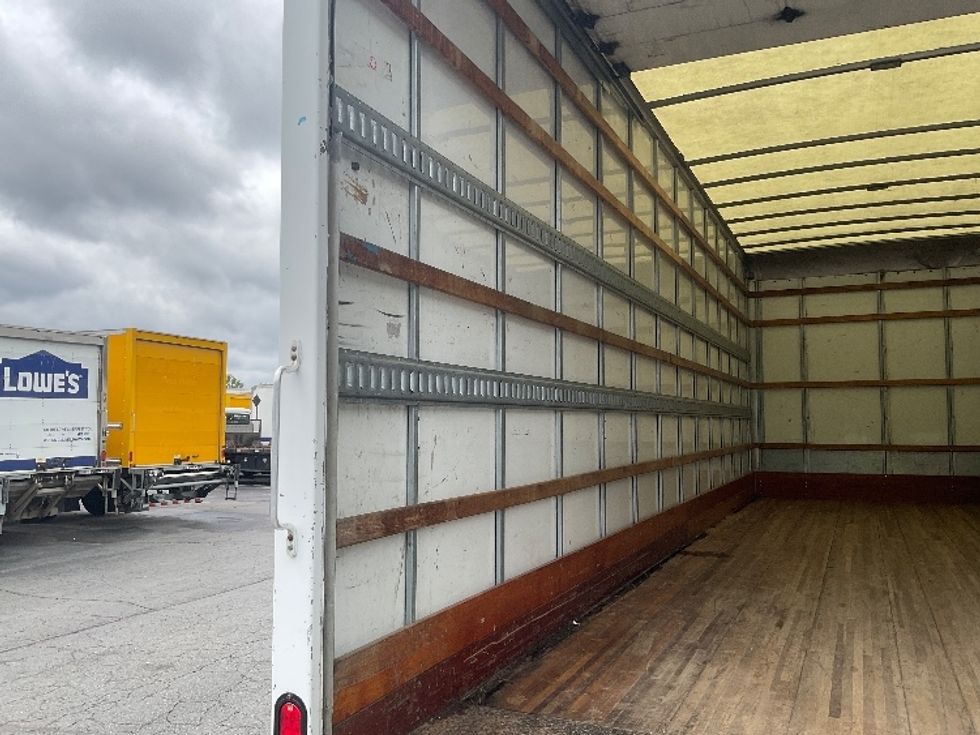 Medium Duty Box Truck-Light and Medium Duty Trucks-International-2019-MV607-Little Rock-AR-202,400\n\t\tmiles-$ 42,250 - Image 11
