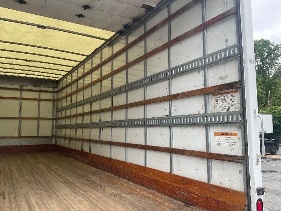 Medium Duty Box Truck-Light and Medium Duty Trucks-International-2019-MV607-Little Rock-AR-202,400\n\t\tmiles-$ 42,250 - Image 12