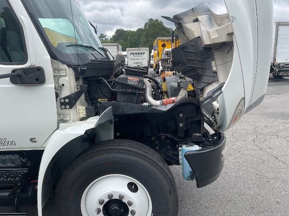 Medium Duty Box Truck-Light and Medium Duty Trucks-International-2019-MV607-Little Rock-AR-202,400\n\t\tmiles-$ 42,250 - Image 23