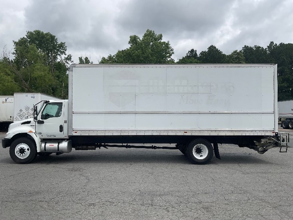 Medium Duty Box Truck-Light and Medium Duty Trucks-International-2019-MV607-Little Rock-AR-202,400\n\t\tmiles-$ 42,250 - Image 4
