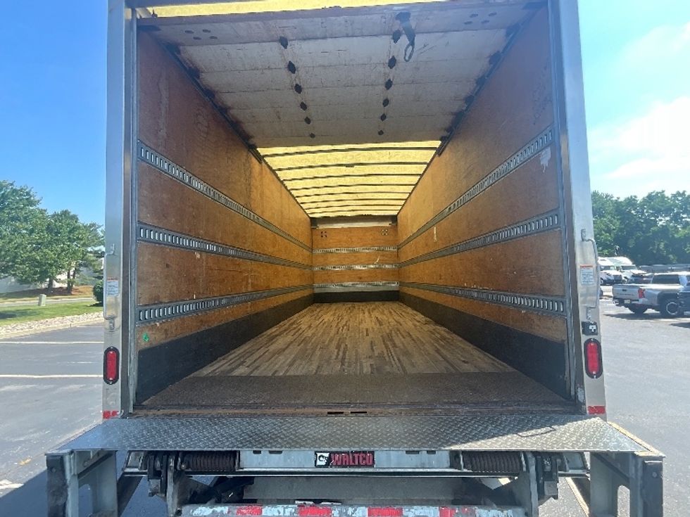 Medium Duty Box Truck-Light and Medium Duty Trucks-International-2019-MV607-Milford-DE-173,100\n\t\tmiles-$ 53,500 - Image 10