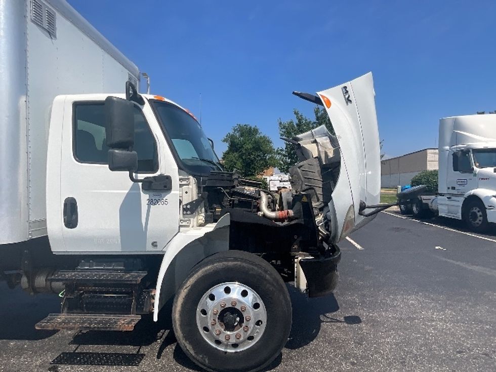 Medium Duty Box Truck-Light and Medium Duty Trucks-International-2019-MV607-Milford-DE-173,100\n\t\tmiles-$ 53,500 - Image 23