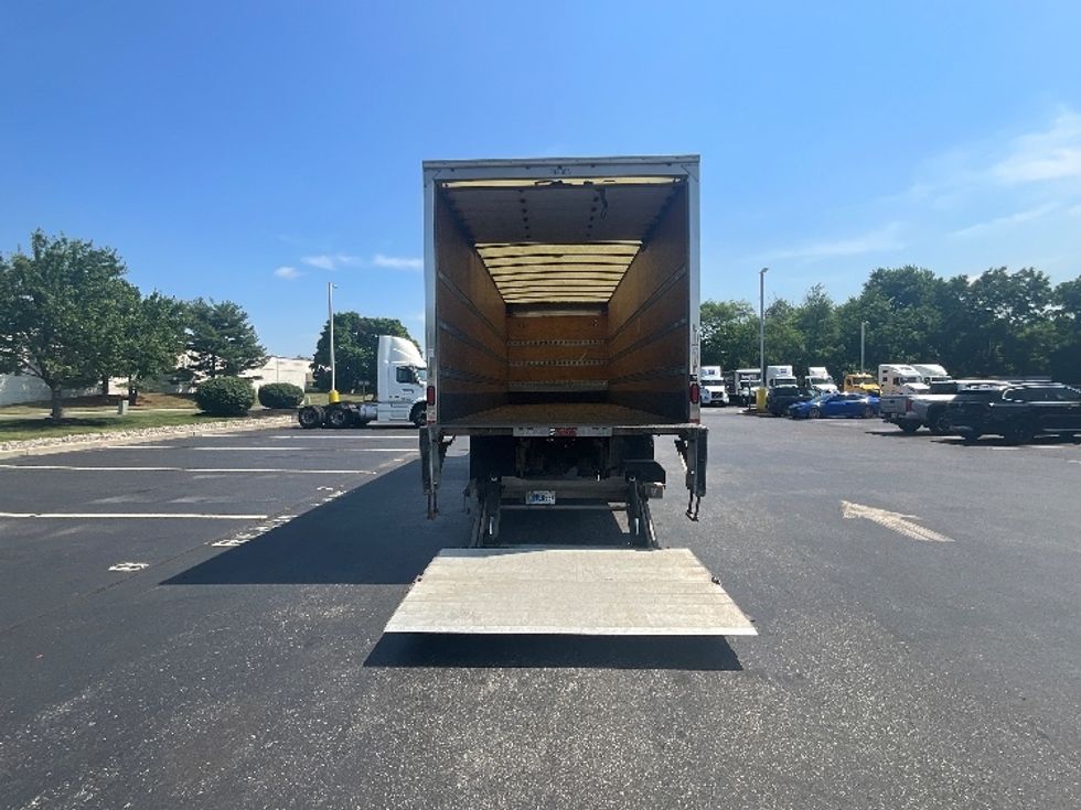 Medium Duty Box Truck-Light and Medium Duty Trucks-International-2019-MV607-Milford-DE-173,100\n\t\tmiles-$ 53,500 - Image 9