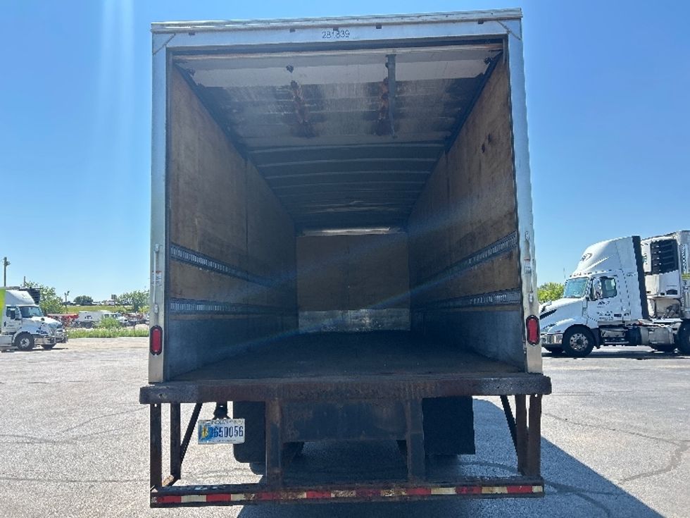 Medium Duty Box Truck-Light and Medium Duty Trucks-International-2019-MV607-Milwaukee-WI-296,248\n\t\tmiles-$ 26,000 - Image 8