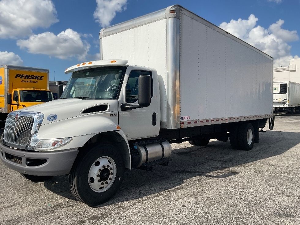Medium Duty Box Truck-Light and Medium Duty Trucks-International-2019-MV607-Ocala-FL-44,853\n\t\tmiles-$ 52,000 - Image 1