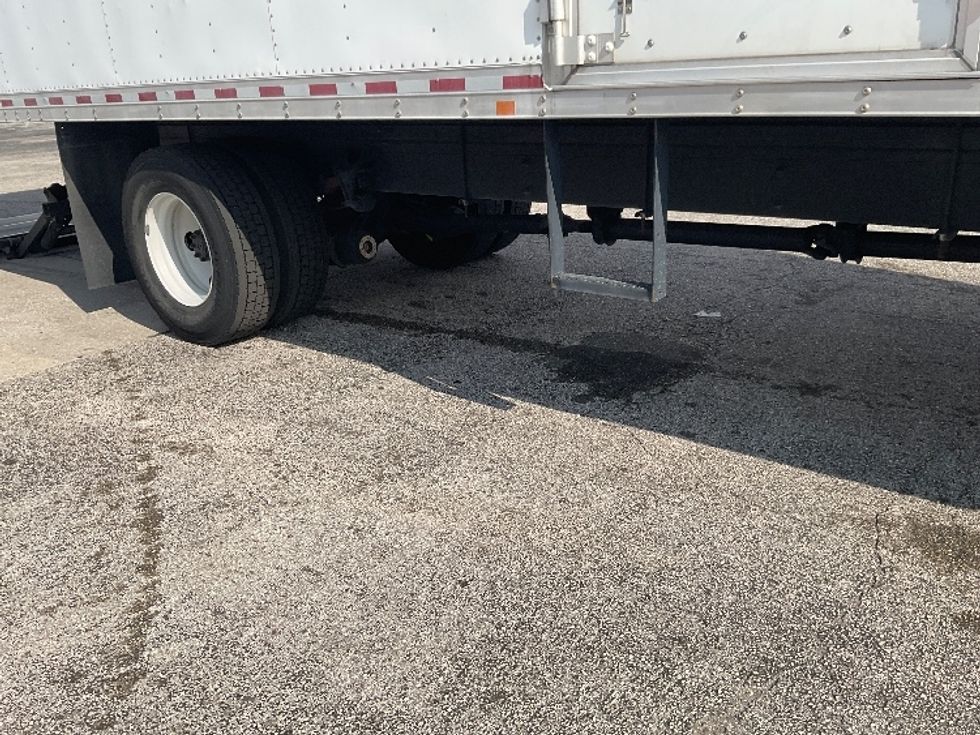Medium Duty Box Truck-Light and Medium Duty Trucks-International-2019-MV607-Ocala-FL-44,853\n\t\tmiles-$ 52,000 - Image 14