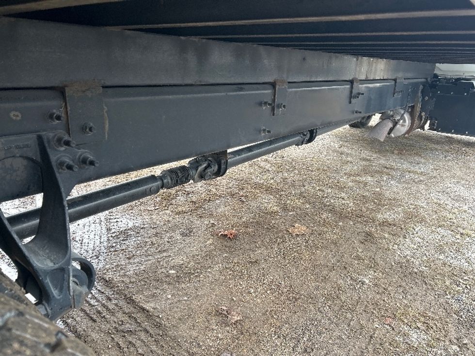 Medium Duty Box Truck-Light and Medium Duty Trucks-International-2019-MV607-Poplar Bluff-MO-130,265\n\t\tmiles-$ 50,000 - Image 13