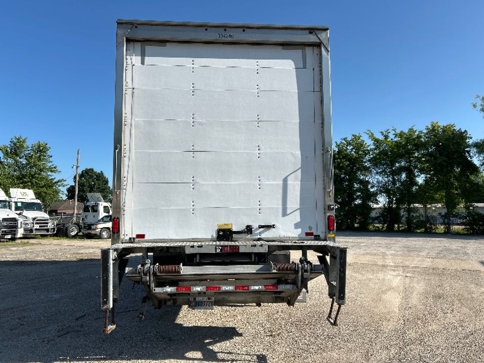 Medium Duty Box Truck-Light and Medium Duty Trucks-International-2019-MV607-Poplar Bluff-MO-133,650\n\t\tmiles-$ 53,000 - Image 7