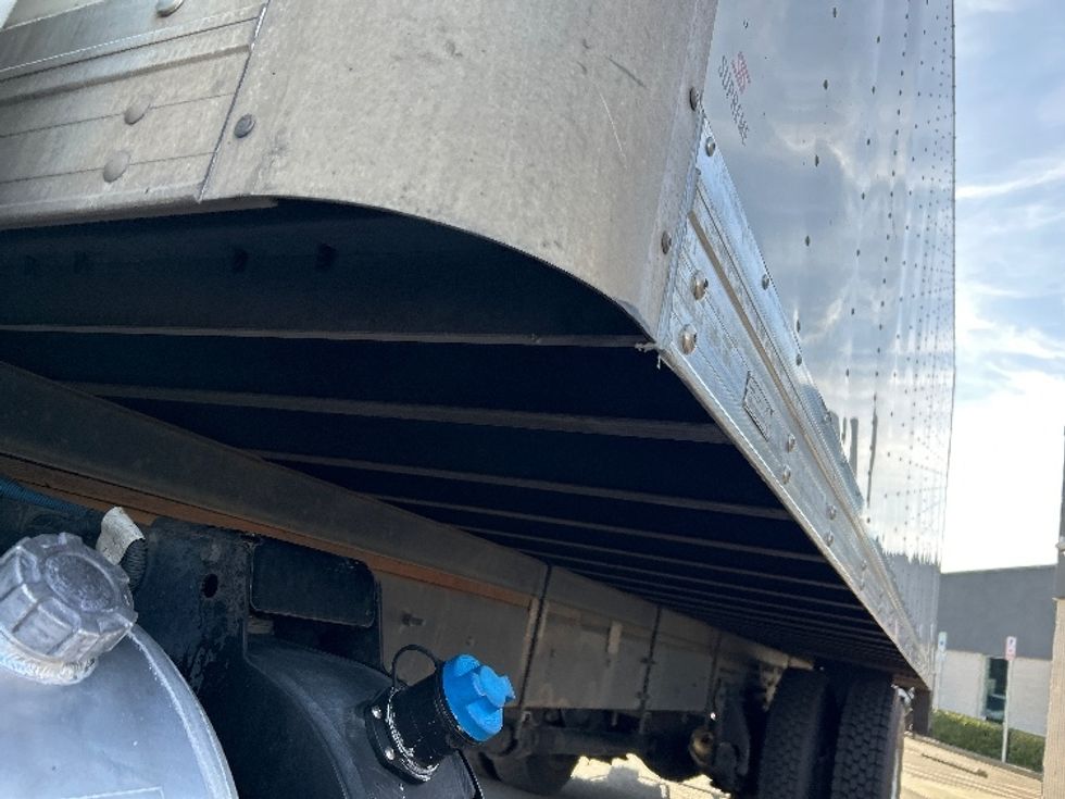 Medium Duty Box Truck-Light and Medium Duty Trucks-International-2019-MV607-Portland-OR-312,000\n\t\tmiles-$ 26,000 - Image 5