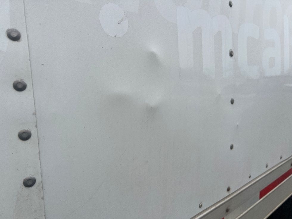 Medium Duty Box Truck-Light and Medium Duty Trucks-International-2019-MV607-Rochester-NY-233,954\n\t\tmiles-$ 43,250 - Image 28