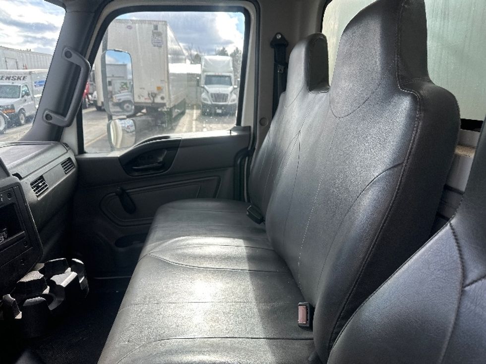 Medium Duty Box Truck-Light and Medium Duty Trucks-International-2019-MV607-Sparks-NV-213,028\n\t\tmiles-$ 42,000 - Image 18