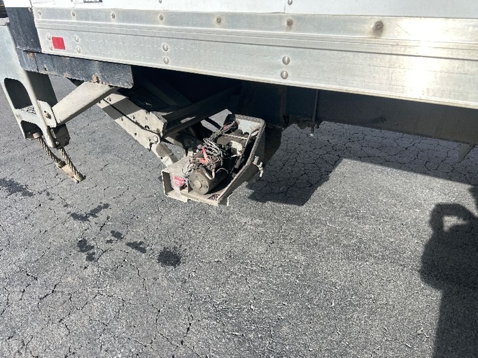 Medium Duty Box Truck-Light and Medium Duty Trucks-International-2019-MV607-Sparks-NV-213,028\n\t\tmiles-$ 42,000 - Image 25