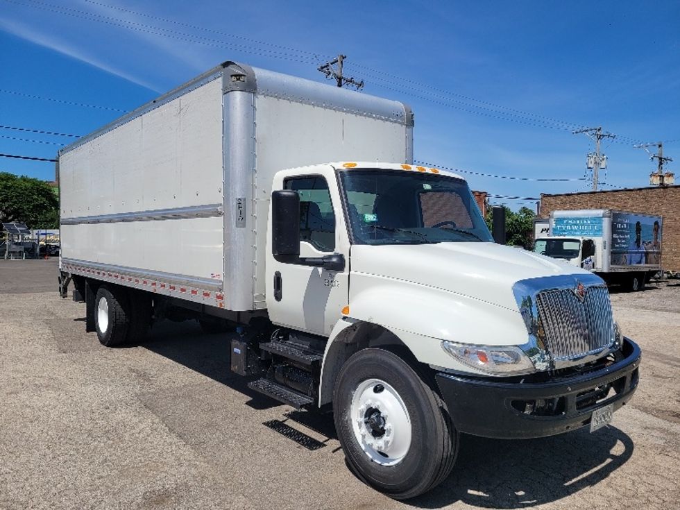 Medium Duty Box Truck-Light and Medium Duty Trucks-International-2019-MV607-Sturtevant-WI-104,750\n\t\tmiles-$ 56,750 - Image 1