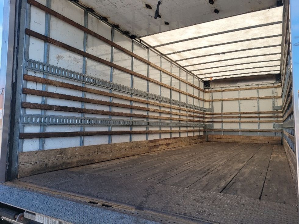 Medium Duty Box Truck-Light and Medium Duty Trucks-International-2019-MV607-Sturtevant-WI-104,750\n\t\tmiles-$ 56,750 - Image 11
