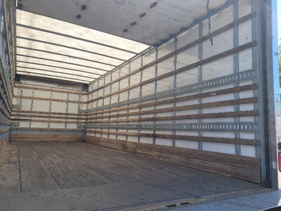 Medium Duty Box Truck-Light and Medium Duty Trucks-International-2019-MV607-Sturtevant-WI-104,750\n\t\tmiles-$ 56,750 - Image 12