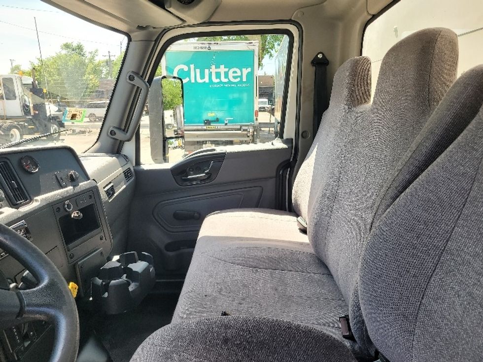 Medium Duty Box Truck-Light and Medium Duty Trucks-International-2019-MV607-Sturtevant-WI-104,750\n\t\tmiles-$ 56,750 - Image 19