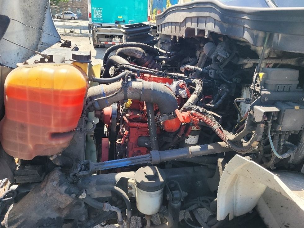Medium Duty Box Truck-Light and Medium Duty Trucks-International-2019-MV607-Sturtevant-WI-104,750\n\t\tmiles-$ 56,750 - Image 24