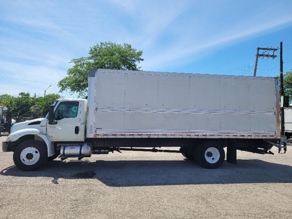 Medium Duty Box Truck-Light and Medium Duty Trucks-International-2019-MV607-Sturtevant-WI-104,750\n\t\tmiles-$ 56,750 - Image 4