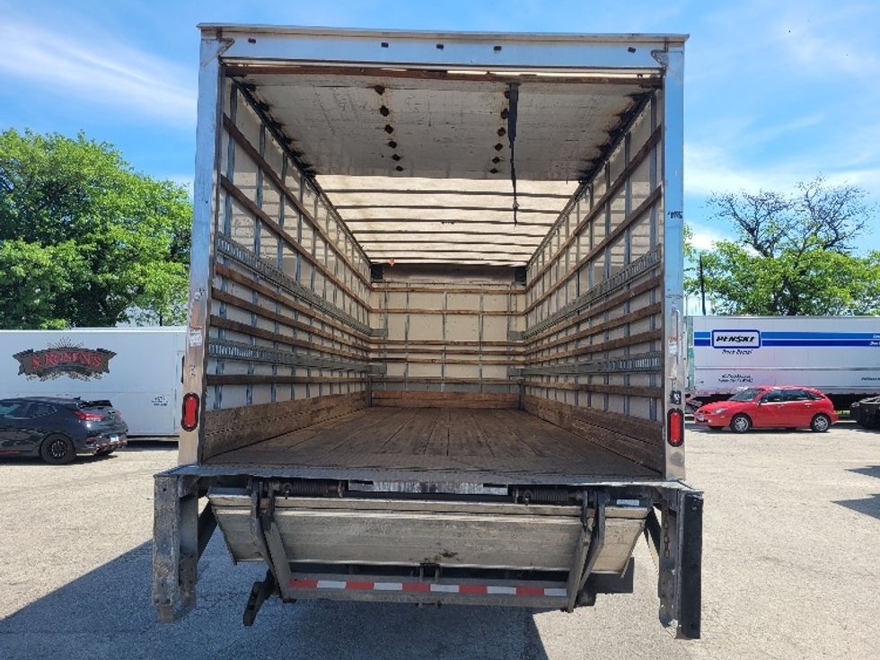 Medium Duty Box Truck-Light and Medium Duty Trucks-International-2019-MV607-Sturtevant-WI-104,750\n\t\tmiles-$ 56,750 - Image 8