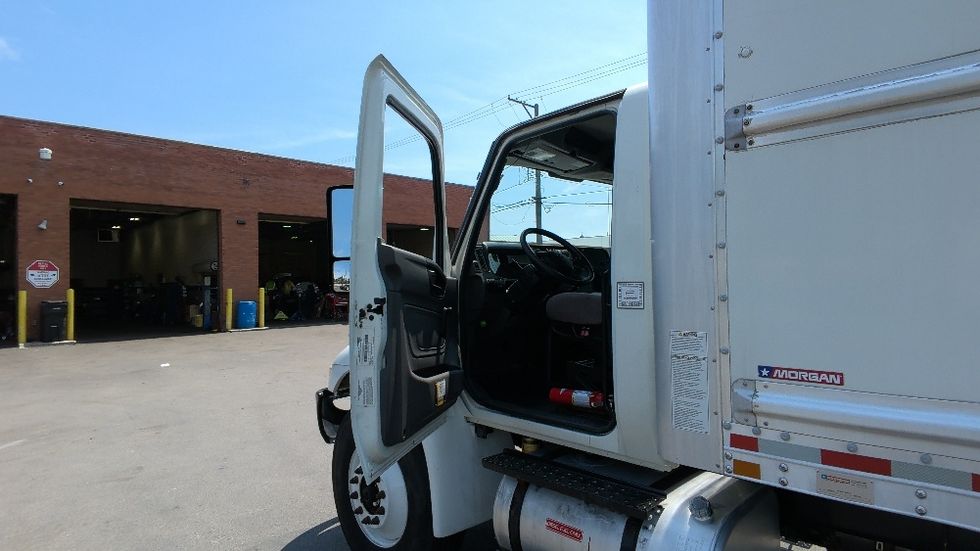 Medium Duty Box Truck-Light and Medium Duty Trucks-International-2019-MV607-Sturtevant-WI-124,197\n\t\tmiles-$ 55,500 - Image 16