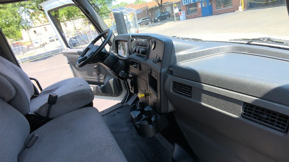 Medium Duty Box Truck-Light and Medium Duty Trucks-International-2019-MV607-Sturtevant-WI-124,197\n\t\tmiles-$ 55,500 - Image 22