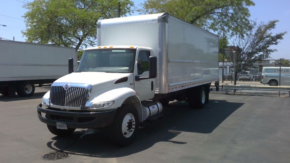 Medium Duty Box Truck-Light and Medium Duty Trucks-International-2019-MV607-Sturtevant-WI-124,197\n\t\tmiles-$ 55,500 - Image 3