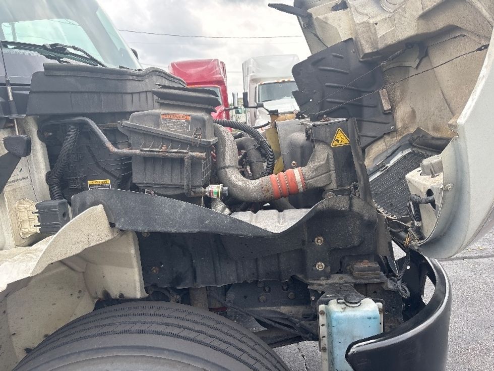 Medium Duty Box Truck-Light and Medium Duty Trucks-International-2019-MV607-Sturtevant-WI-416,410\n\t\tmiles-$ 20,000 - Image 23