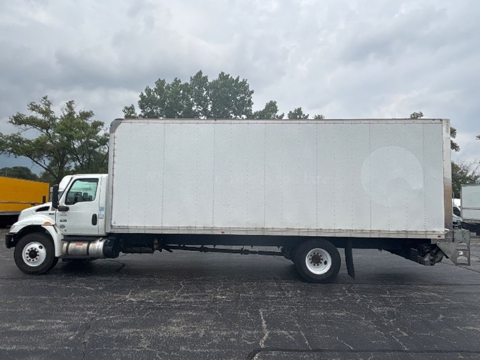 Medium Duty Box Truck-Light and Medium Duty Trucks-International-2019-MV607-Sturtevant-WI-416,410\n\t\tmiles-$ 20,000 - Image 4