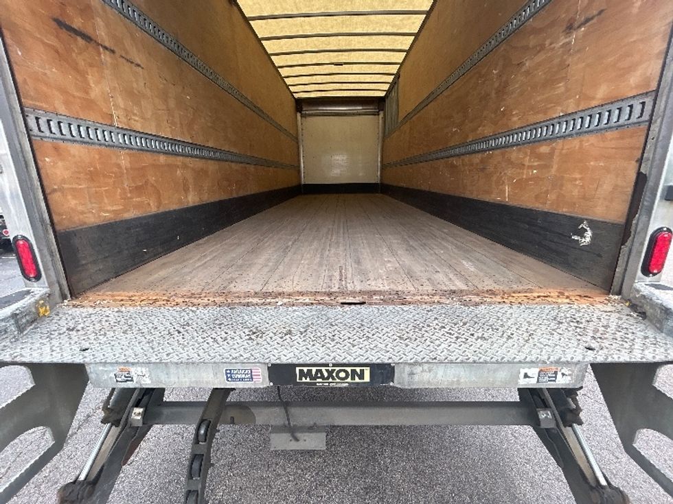 Medium Duty Box Truck-Light and Medium Duty Trucks-International-2019-MV607-Sturtevant-WI-427,106\n\t\tmiles-$ 20,250 - Image 10