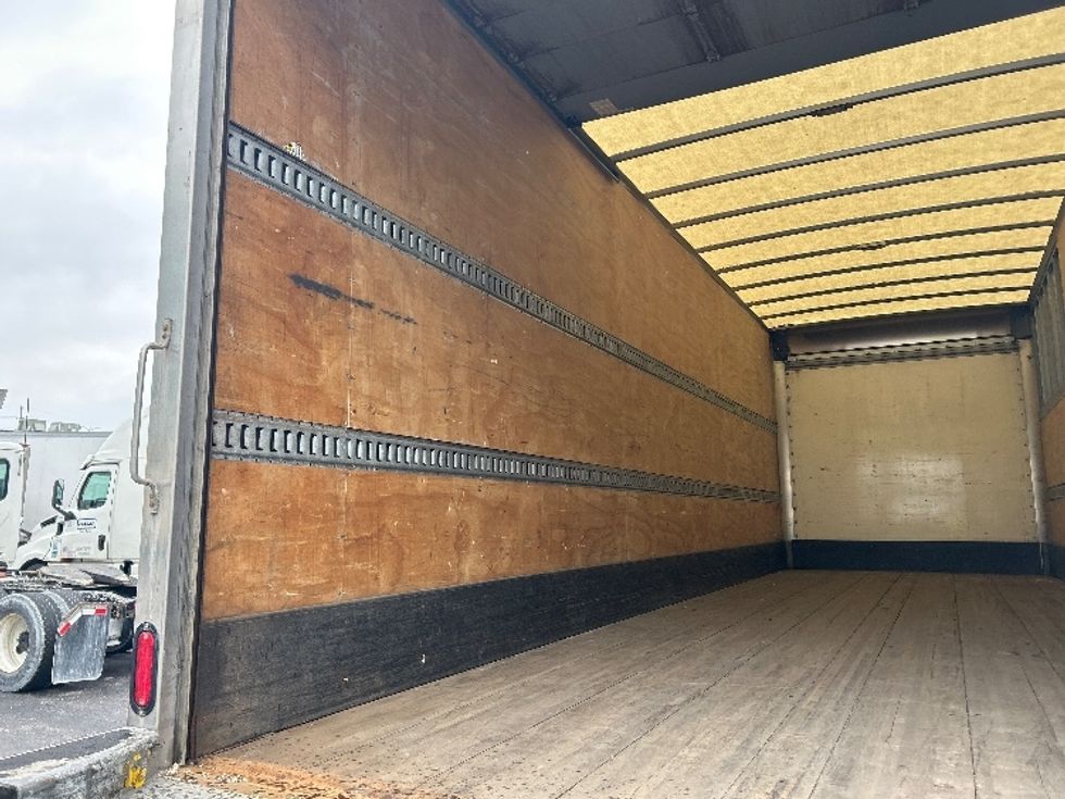 Medium Duty Box Truck-Light and Medium Duty Trucks-International-2019-MV607-Sturtevant-WI-427,106\n\t\tmiles-$ 20,250 - Image 11